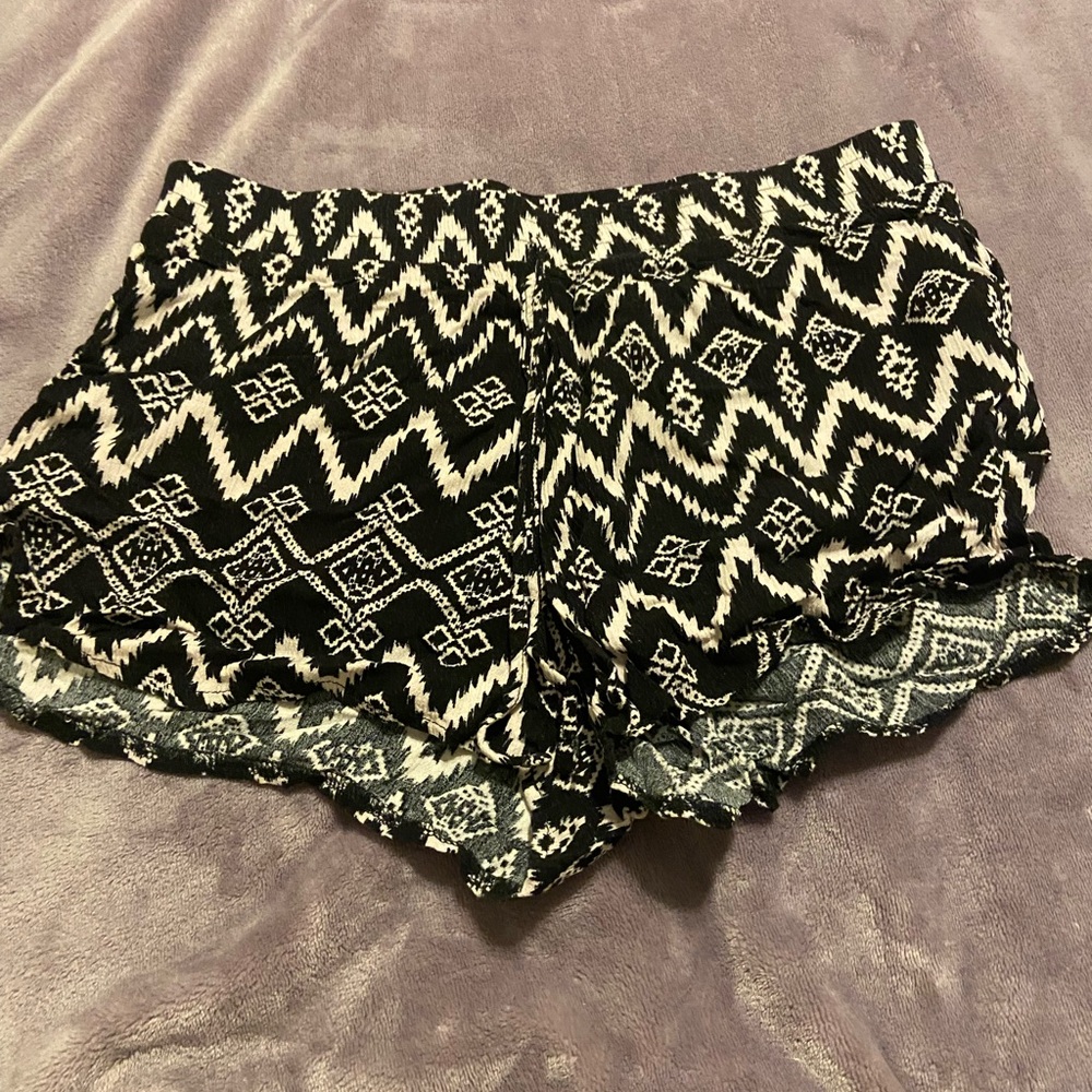 Black and White Patterned Women's Shorts